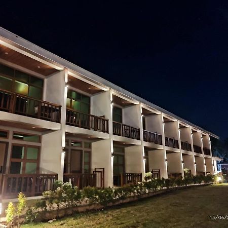Bugnaw Si-E Beach Resort Bohol Eksteriør billede